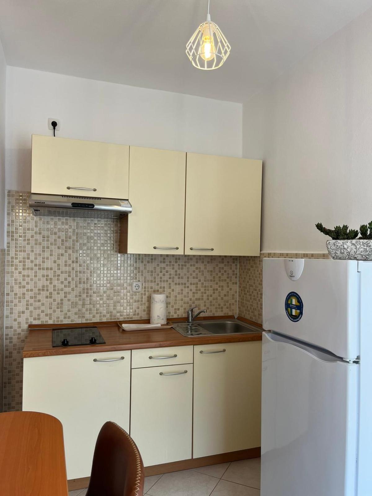 B&B Anica Kampor Bagian luar foto